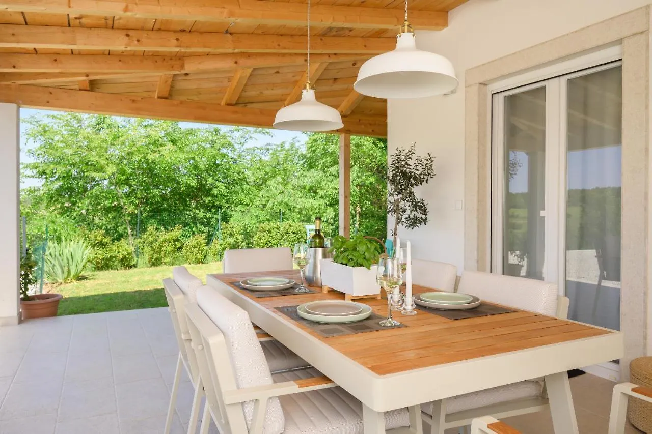 Holiday Home Country Retreat Visnjan