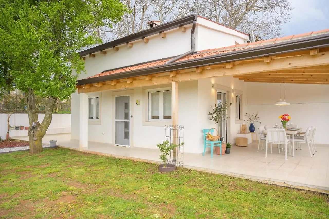 Holiday Home Country Retreat Visnjan